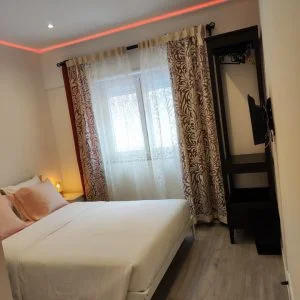 Quarto suíte duplo com wc privativo