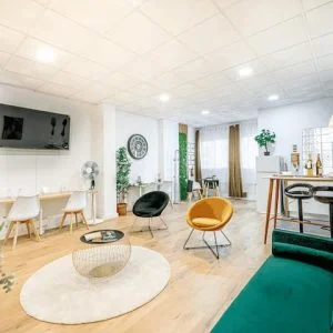 Sintra Nest: perto do trem para Lisboa e Sintra (3 min)  Compartilhar  Salvar