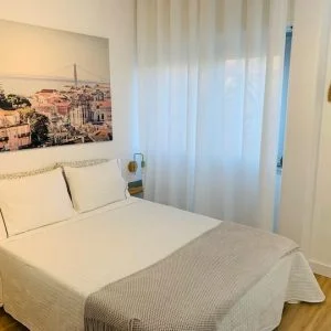 Suíte privativa com vista para o Tejo