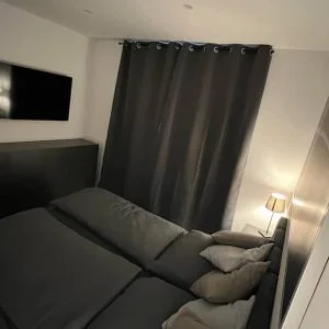 Apartamento de 1 quarto com banheiro