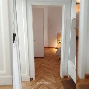 Apartamento grande com terraço próprio no norte de Berlim