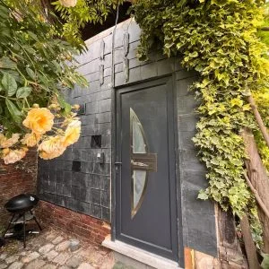 A 15 minutos do mar, quarto de hóspedes