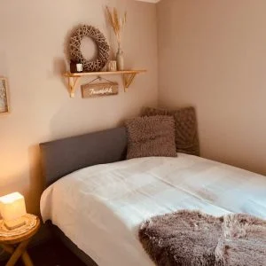 A pequena CABANA – caminhadas. ciclismo. experimente a natureza.