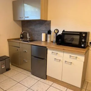 Belo apartamento reformado em local tranquilo