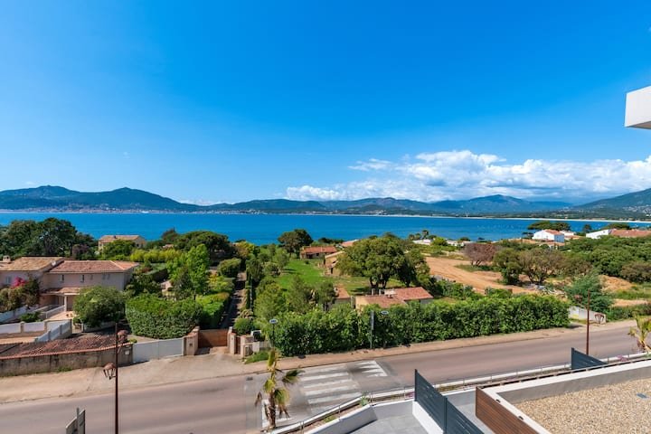 A Sereina – apartamento com ar condicionado perto da praia