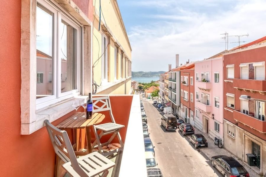 Tranquilo •Caminhada até pontos turísticos •Wi-Fi rápido •Estacionamento público gratuito