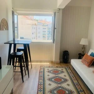 Suíte privativa com vista para o Tejo