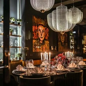 A vibe de um hotel boutique no coração de Berlim