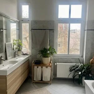 Quarto muito bonito com varanda e terraço  Compartilhar  Salvar