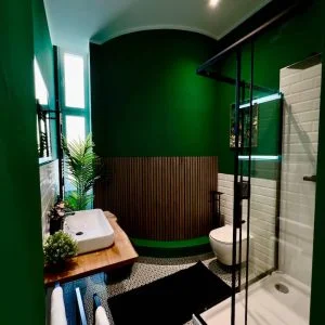 Apartamento elegante de 3 quartos em Kudamm |90m²| Localização superior