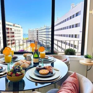 Condomínio com vista para o rio em Lisboa por BeCherish