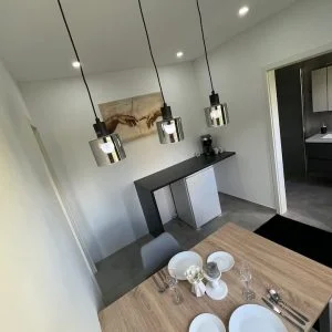 Apartamento de 1 quarto com banheiro