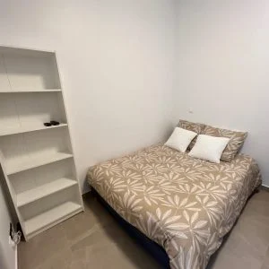 Estúdio aconchegante e agradável no centro da cidade de Paris  Compartilhar  Salvar