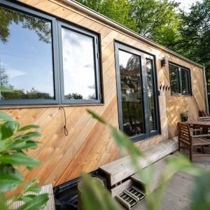 Microcasa Premium, na beira do lago com sauna