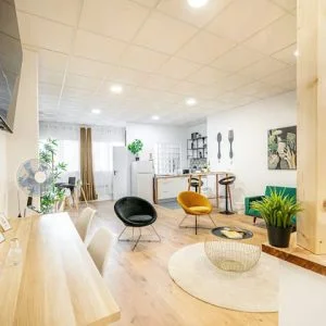 Sintra Nest: perto do trem para Lisboa e Sintra (3 min)  Compartilhar  Salvar