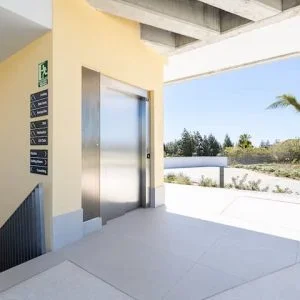 Casa Rosa perto de La Cala: vila com golfe e spa