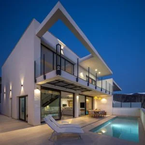 Lux Villa MIAMI | 3 BR | Garagem | Piscina | Academia | Churrasqueira