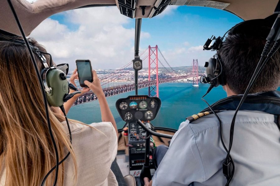 Visita a pé, Helicóptero e Barco em Lisboa