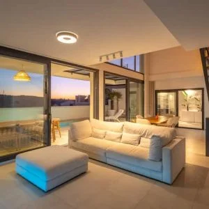 Lux Villa MIAMI | 3 BR | Garagem | Piscina | Academia | Churrasqueira