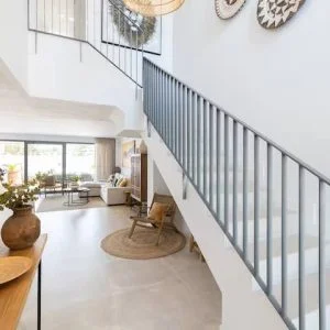 Casa Rosa perto de La Cala: vila com golfe e spa