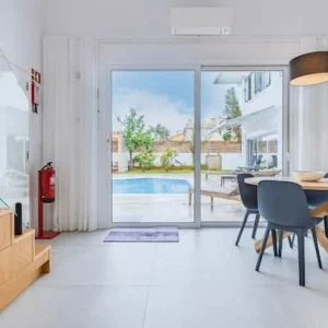 Vila Blue Sky 1 por LovelyStay