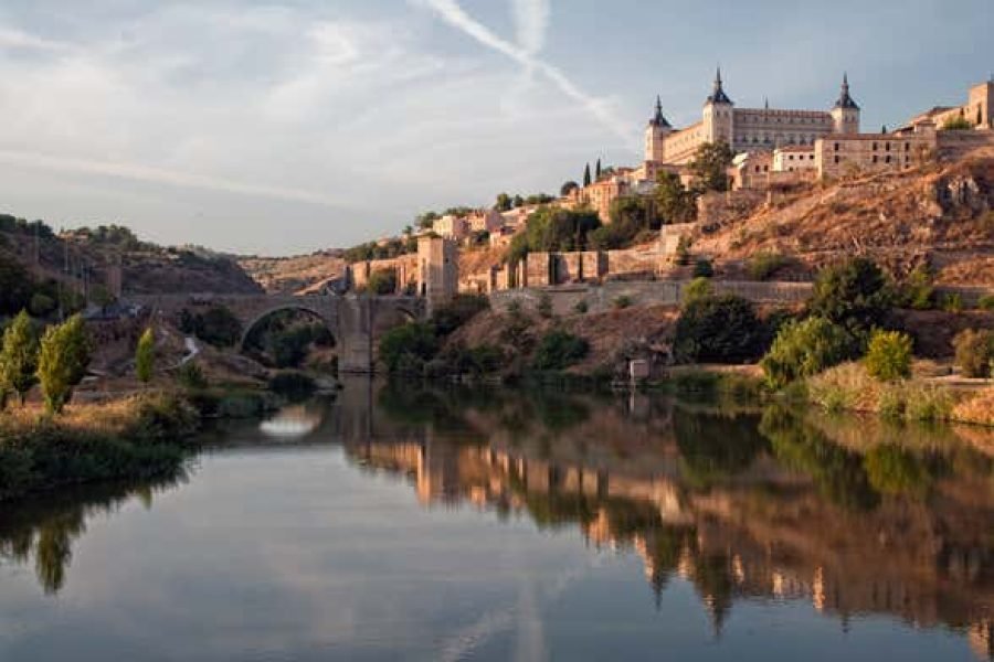 Excursão completa a Toledo + Degustação de vinhos