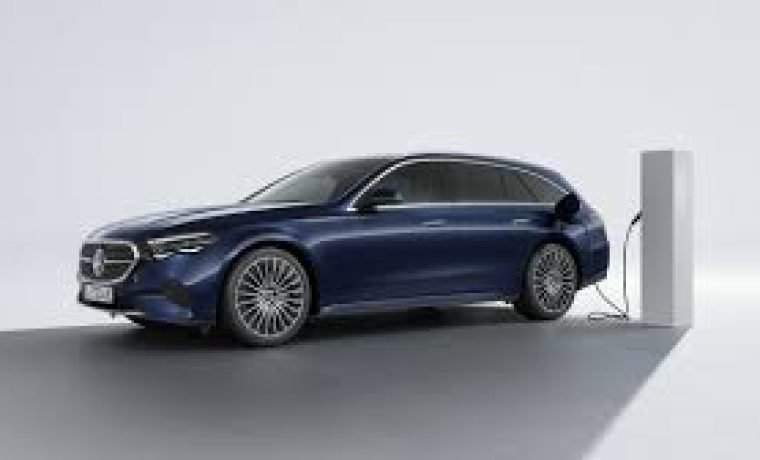 Mercedes E-Class Estate automático