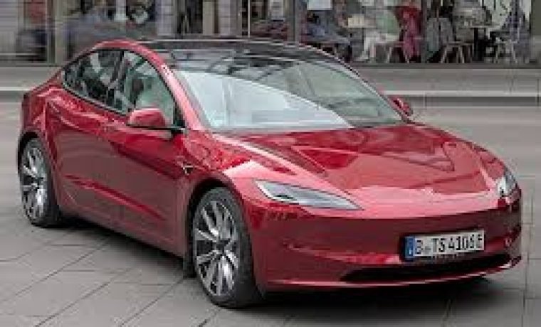 Tesla Model 3 automático