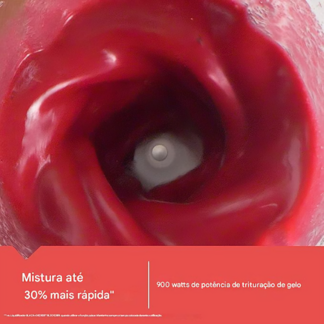 Liquidificador digital BLACK + DECKER PowerCrush com tecnologia silenciosa, aço inoxidável
